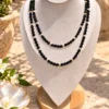 collar-de-turmalina-negra-y-pequeñas-cuentas-de-nacar-expositor Collar de Turmalina negra y pequeñas cuentas de Nácar