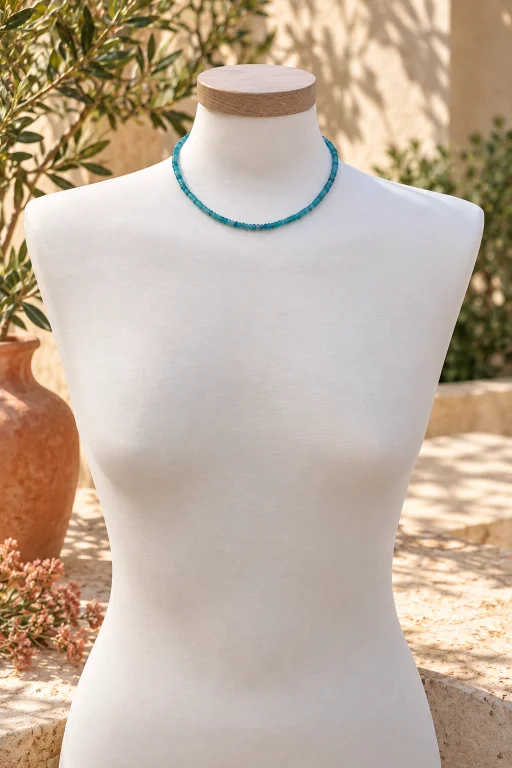 Collar tipo choker de piedras de Aventurina tono azul