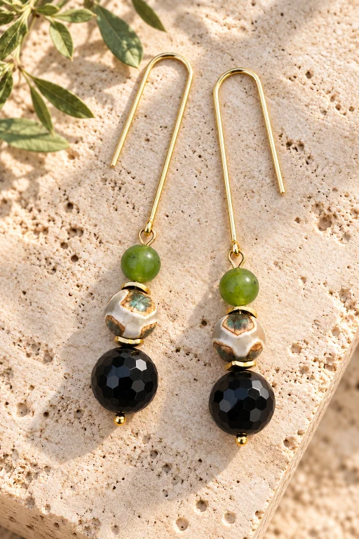 detalle-pendientes-de-onix-agata-tibetana-y-jade-canadiense Pendientes de Ónix, Ágata tibetana y Jade canadiense