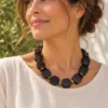 Collar de Ébano, Jade canadiense y arandelas de cuerno