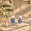 Pendientes de bolas de Cianita y Perla natural